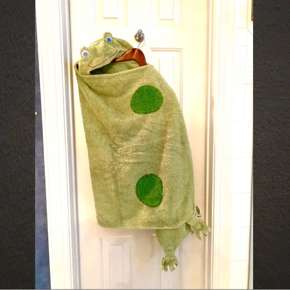 Pottery Barn kids hooded towel. 100% cotton.